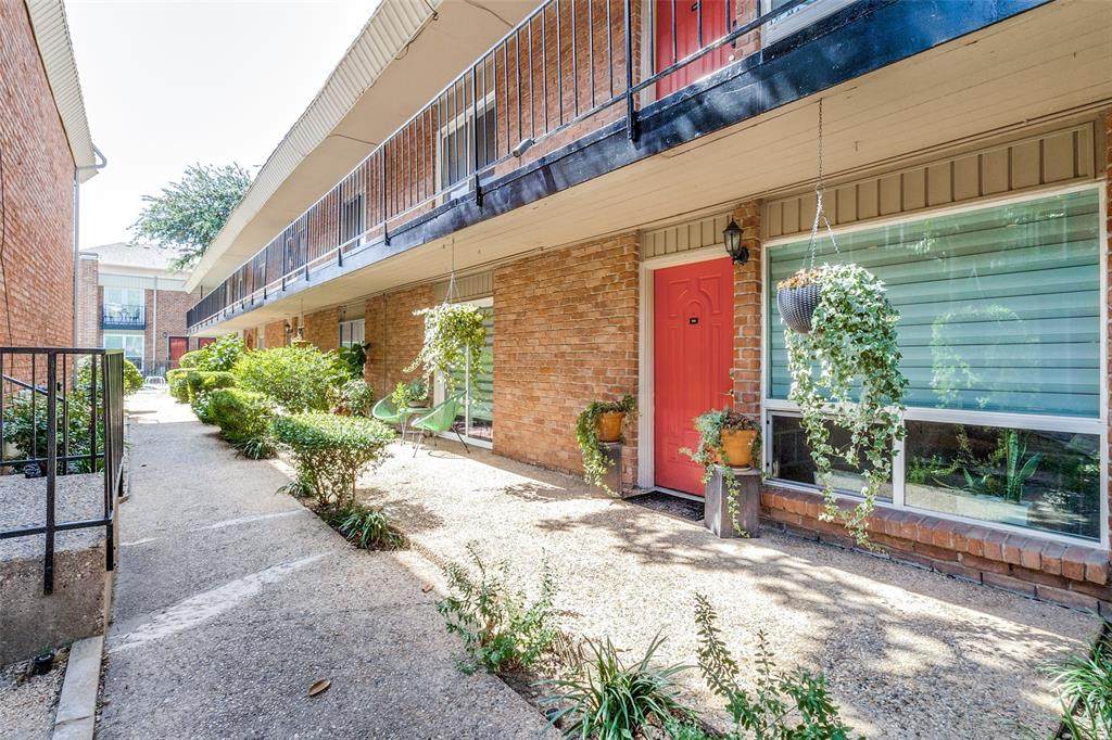 4340 Cedar Springs Road - Photo 1