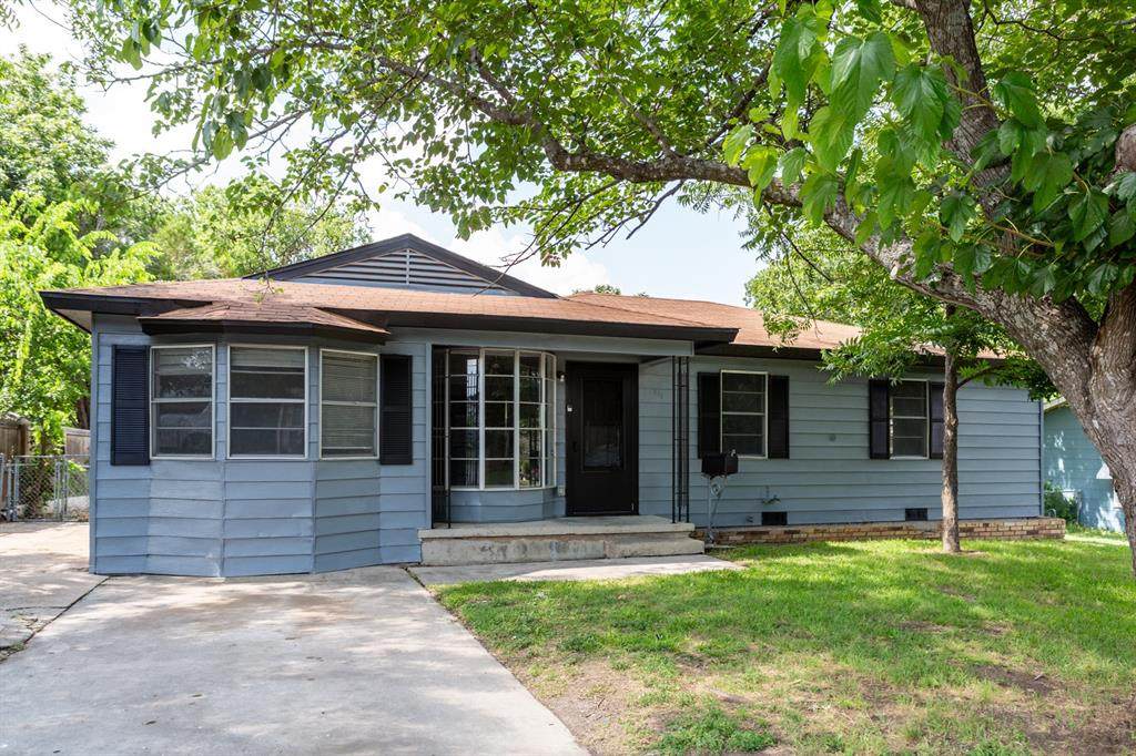 111 Prather Drive - Photo 1