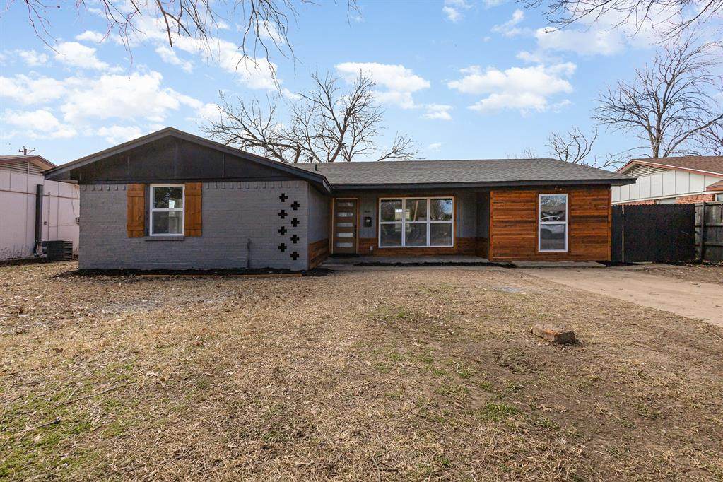 3604 Sidney Drive - Photo 1