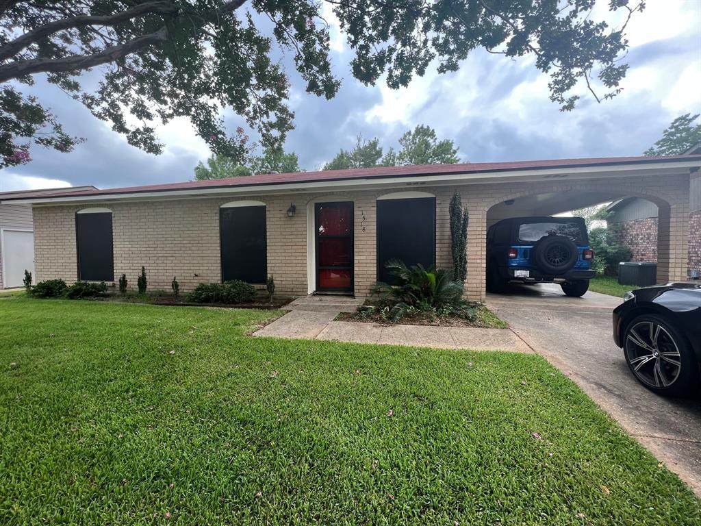 3518 Holiday Place - Photo 1