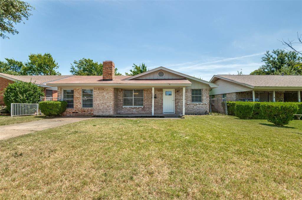 614 17th Street - Photo 1