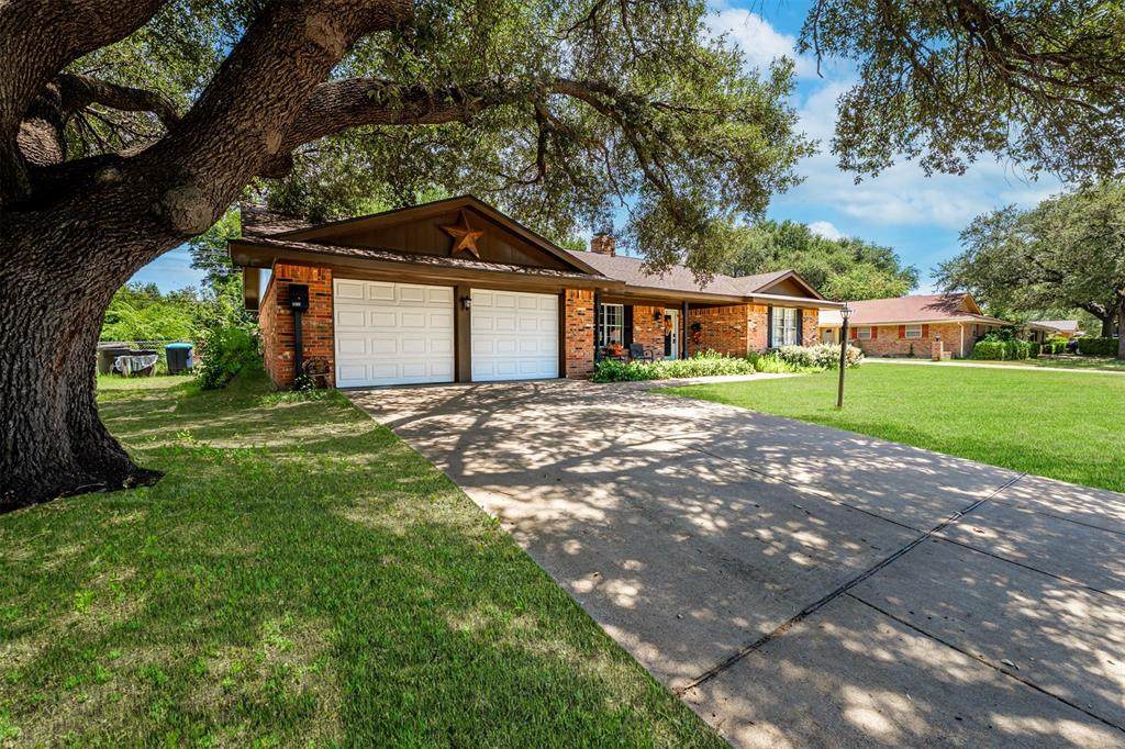5013 South Drive - Photo 1