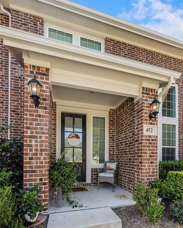 452 Madison Avenue - Photo 1