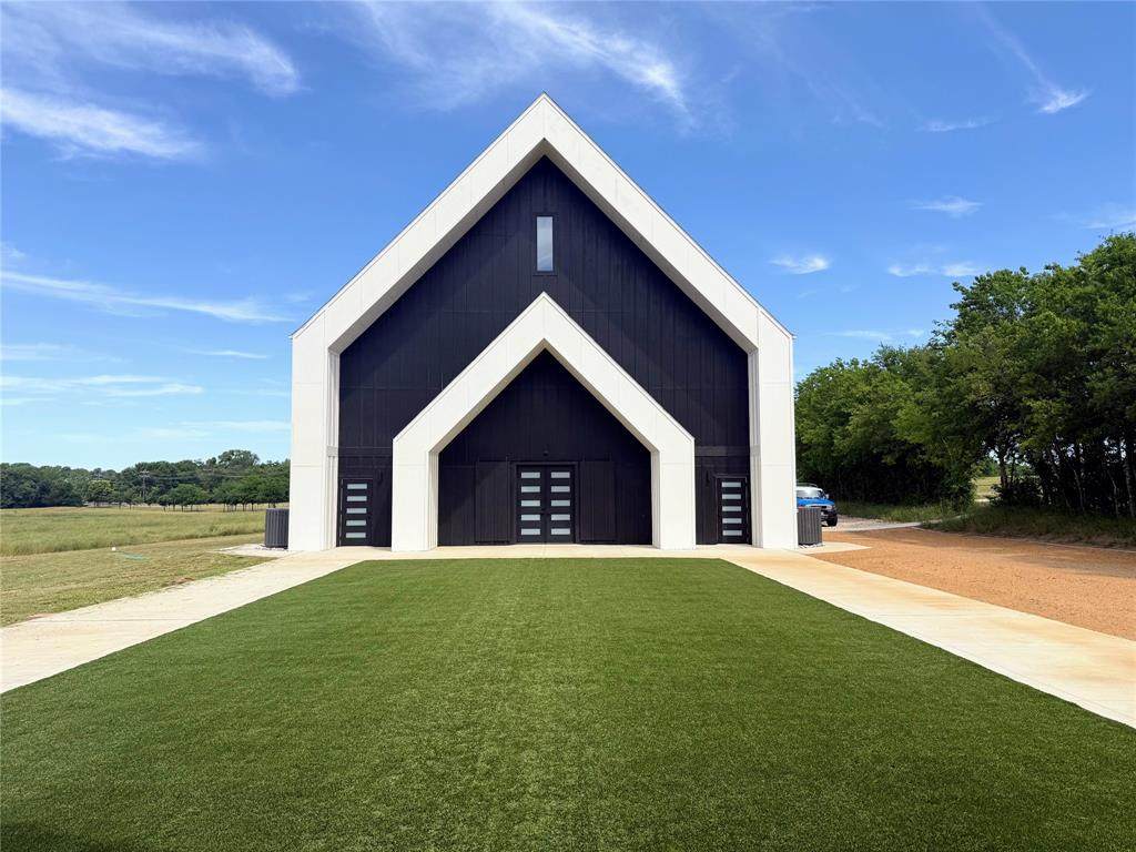 1105 Cottage Hill Parkway - Photo 1