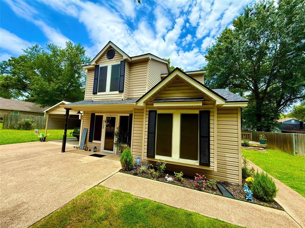 215 Loyola Drive - Photo 1