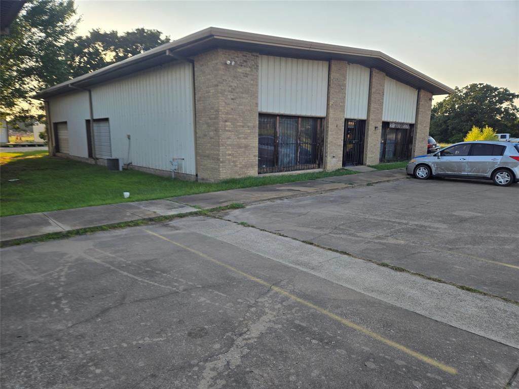 1331 Sharon Lane - Photo 1