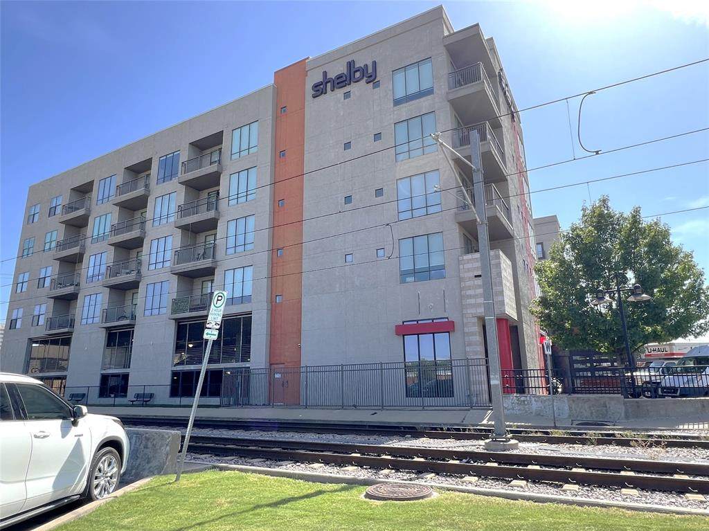 5609 Smu Boulevard - Photo 1