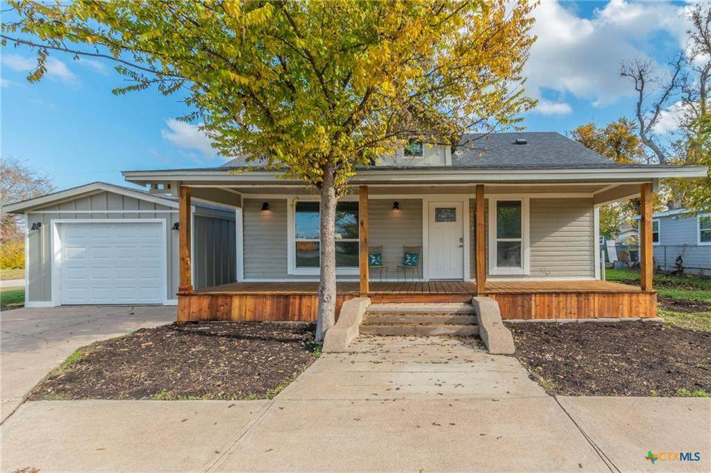 401 11th Street - Photo 1