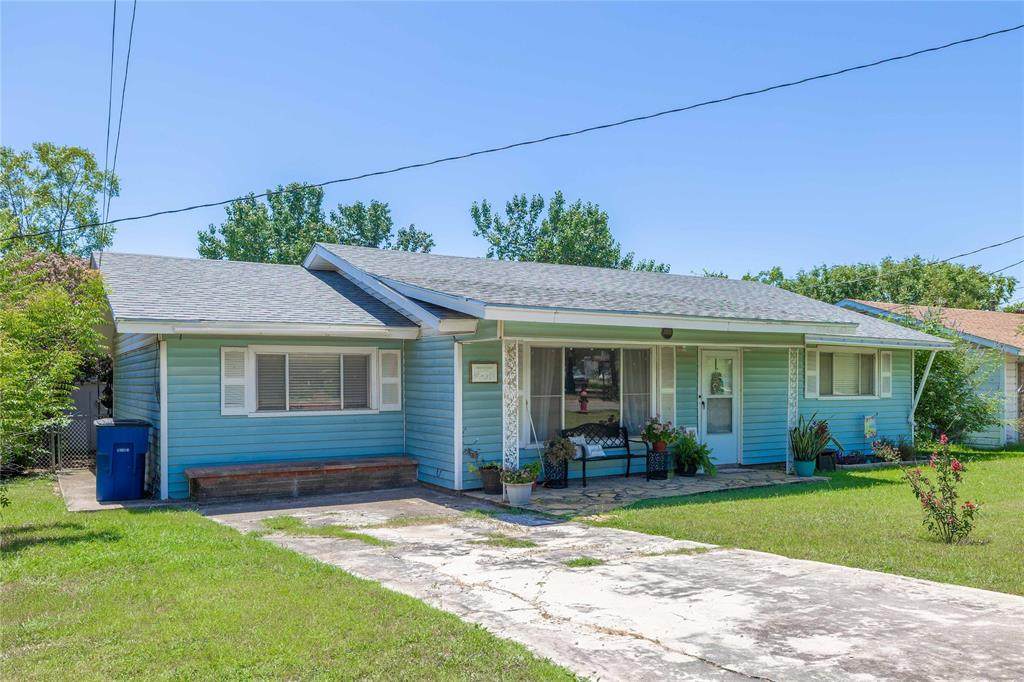 2808 Coggin Avenue - Photo 1