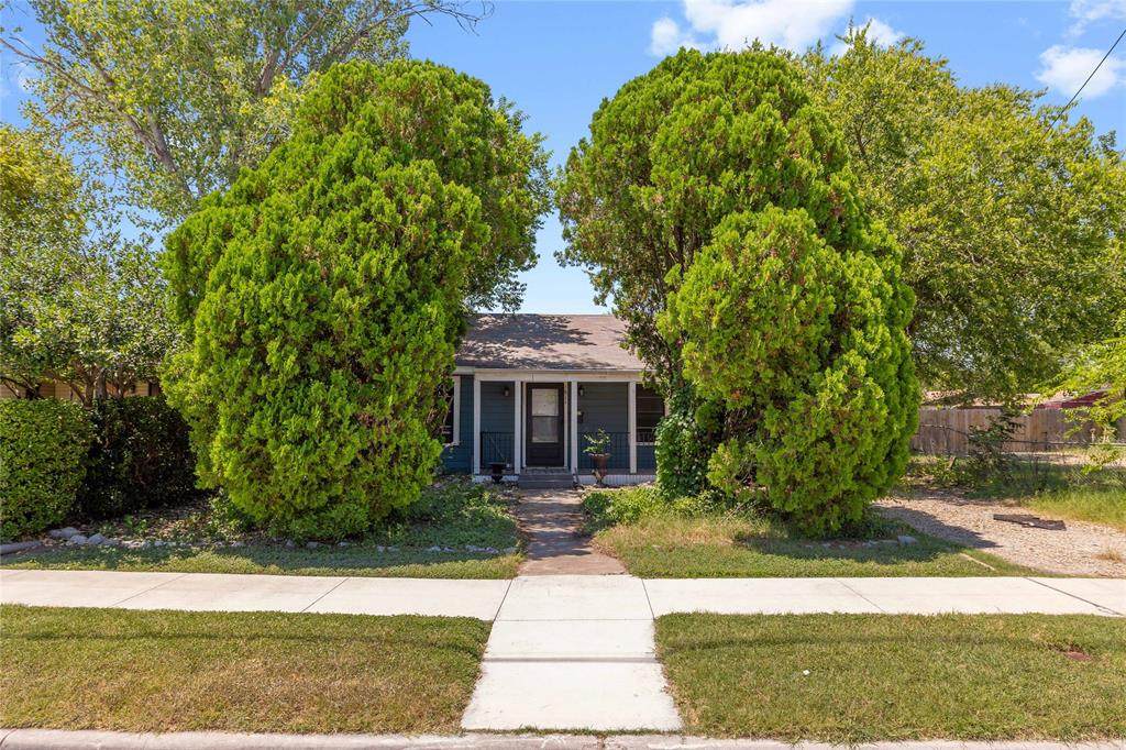 1811 4th Street - Photo 1