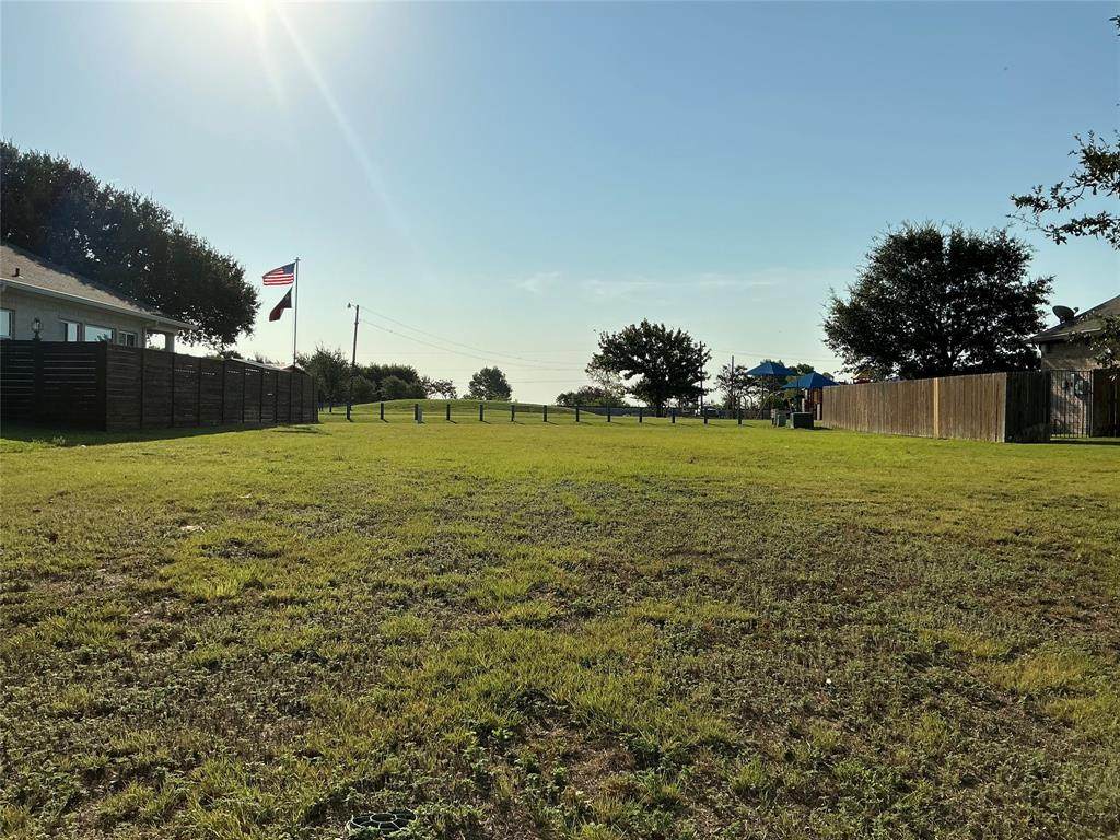 1404 Reagan Street - Photo 1