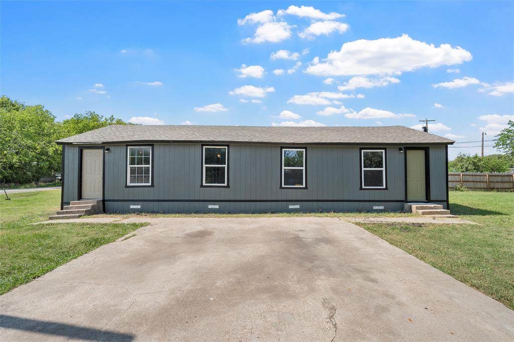 1601 Sam Houston Street - Photo 1