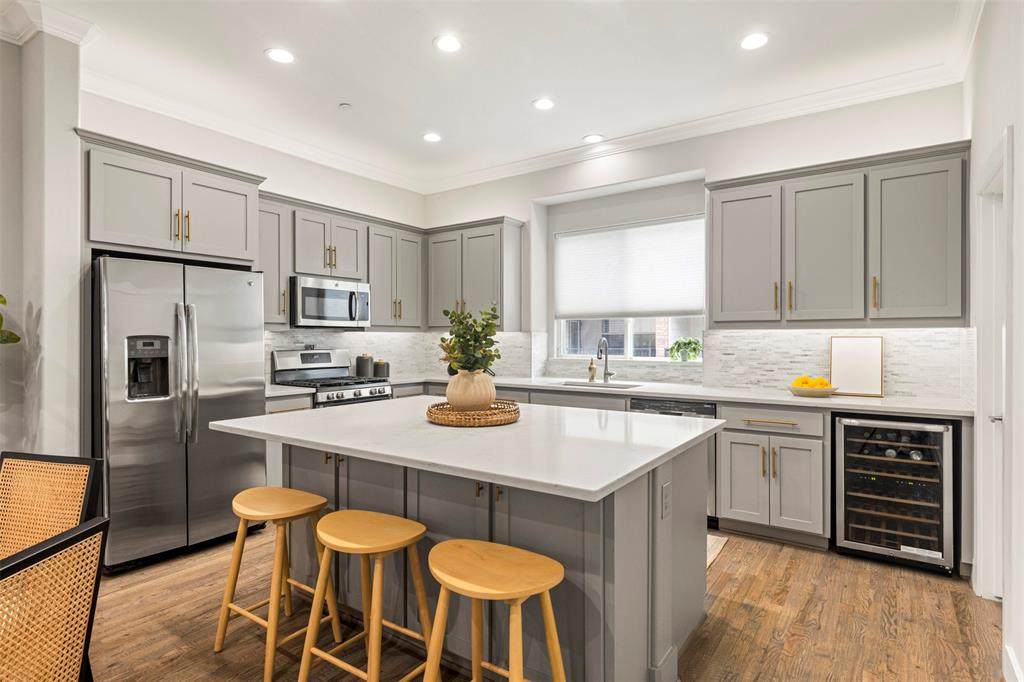 4906 Live Oak Street - Photo 1