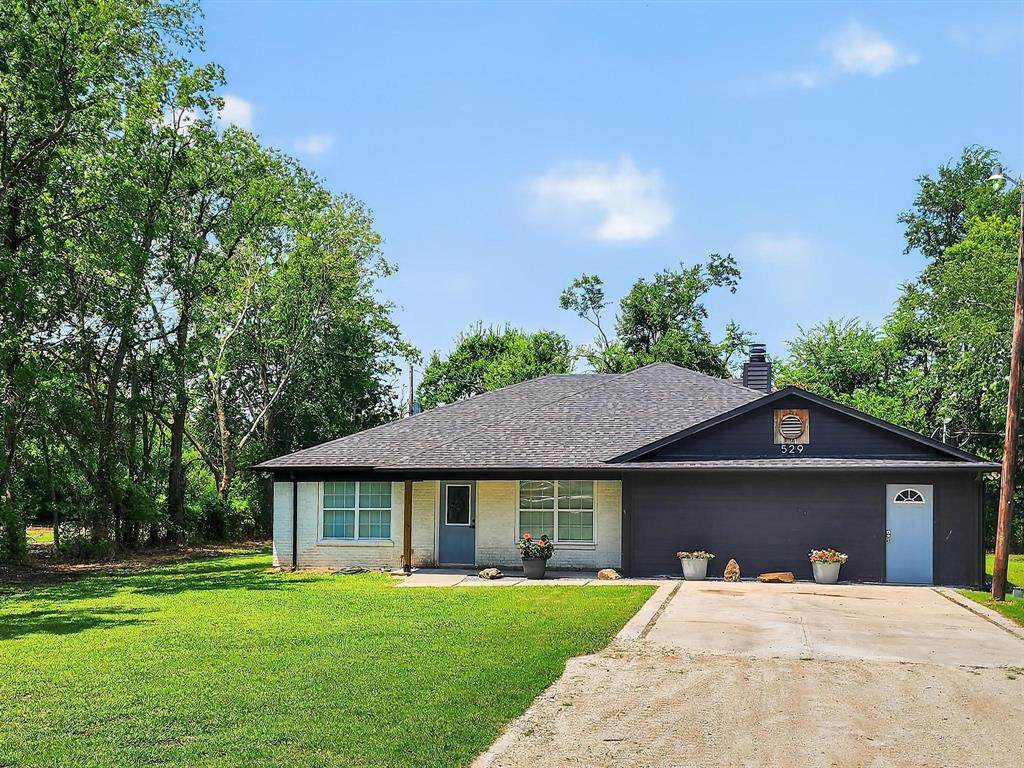 529 Celtic Road - Photo 1