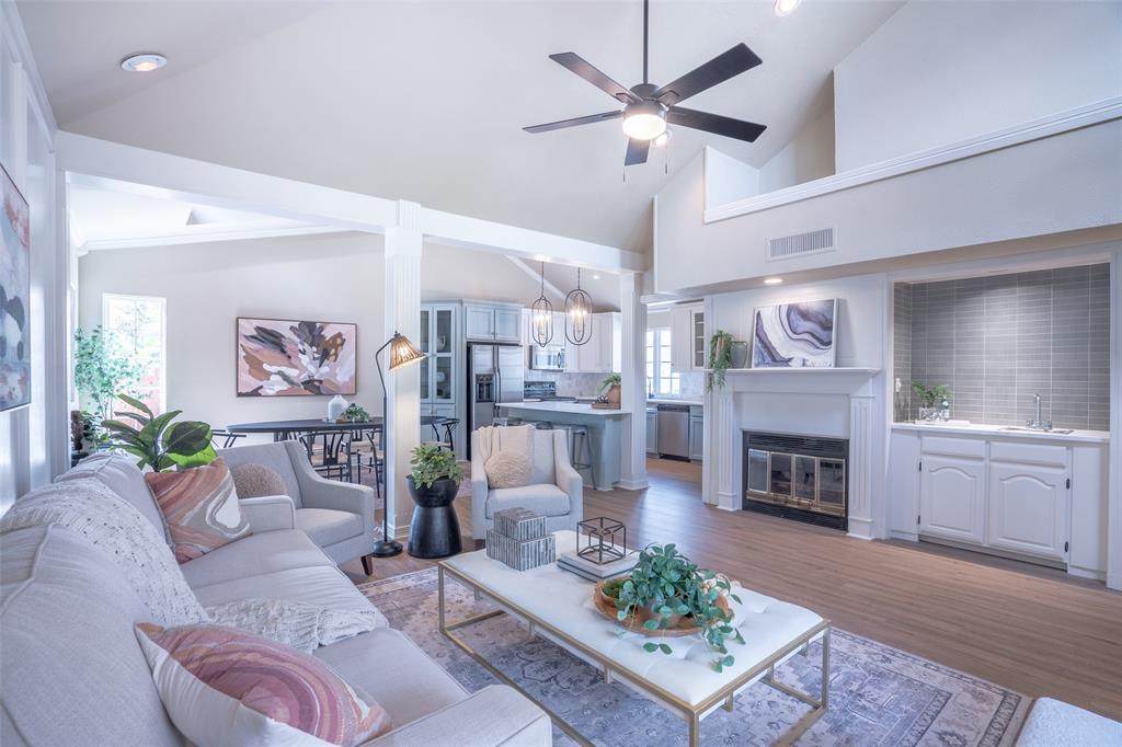 1415 Pecos Street - Photo 1