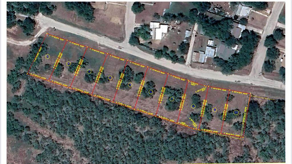 105 Winston Drive - Photo 1