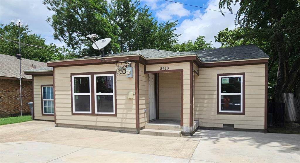 8613 Elam Road - Photo 1