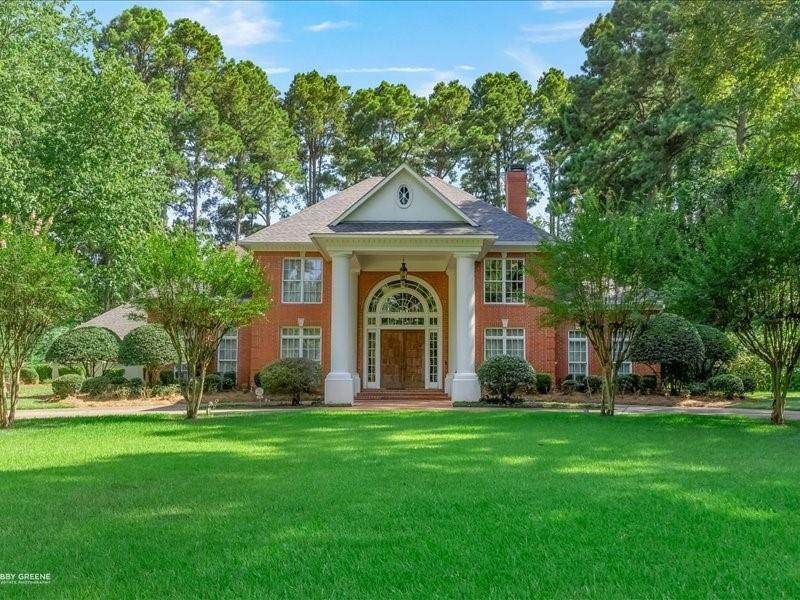 433 Regency Boulevard - Photo 1