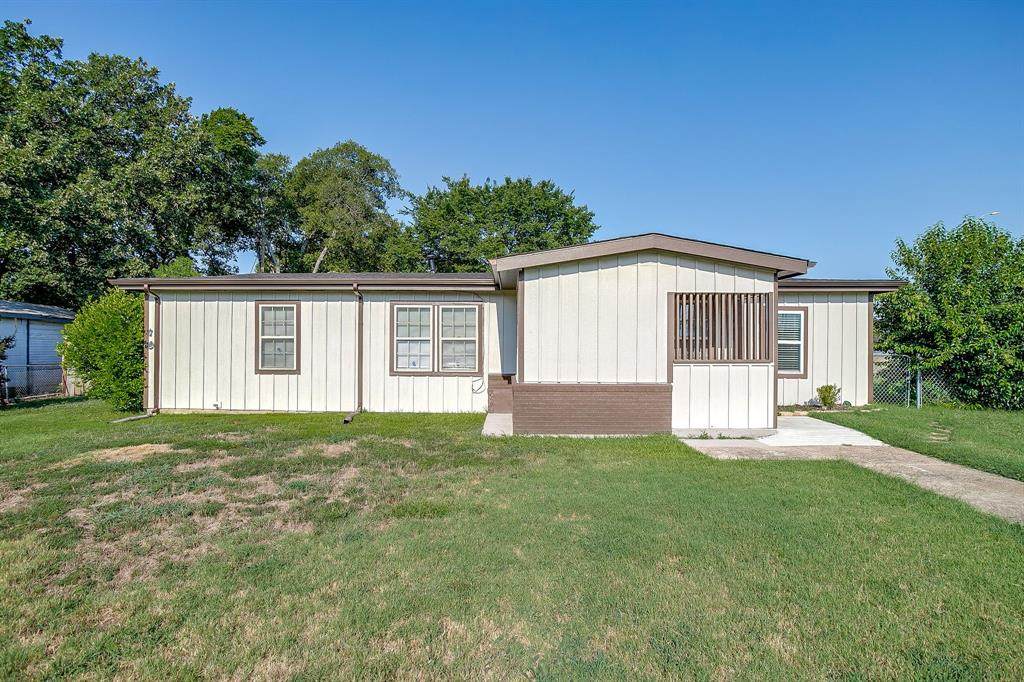 5700 Lenore Street - Photo 1