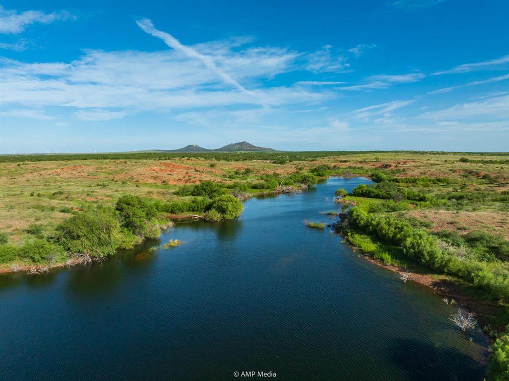 TBD Fm 610 - Photo 1