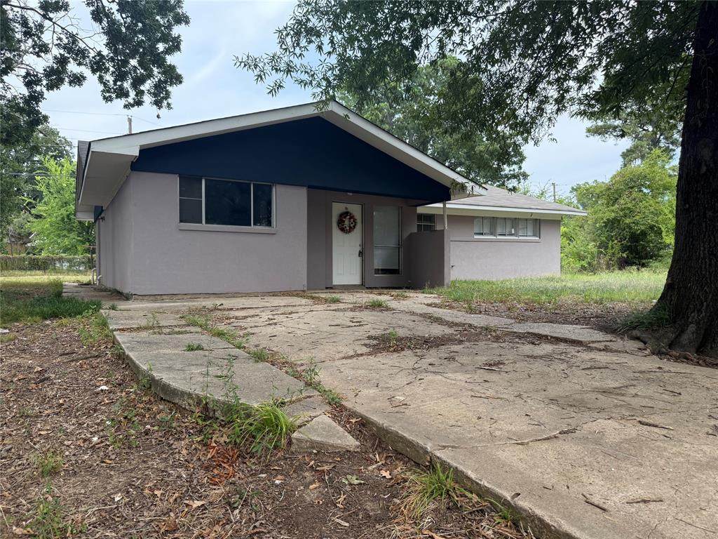 7101 Devonshire Circle - Photo 1