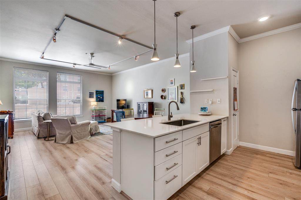 2305 Worthington Street - Photo 1