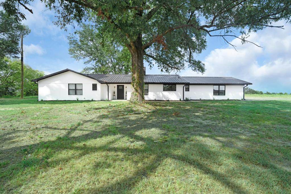 17113 Texas Highway 11 - Photo 1