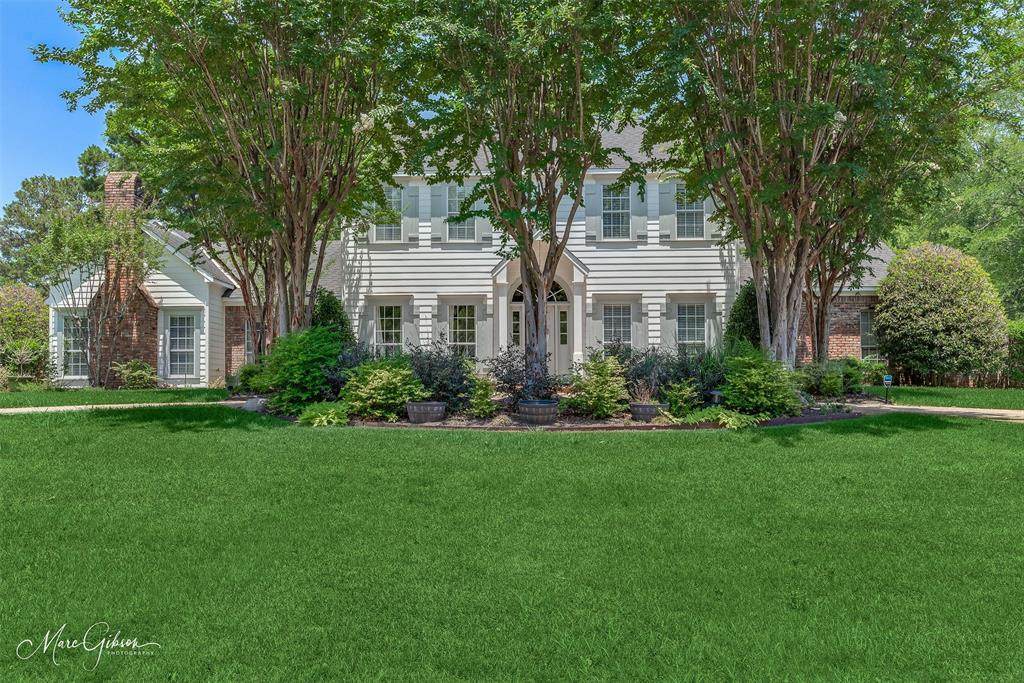 1260 Capilano Drive - Photo 1