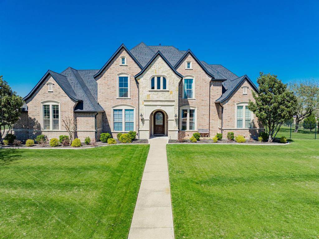 13 Kensington Drive - Photo 1