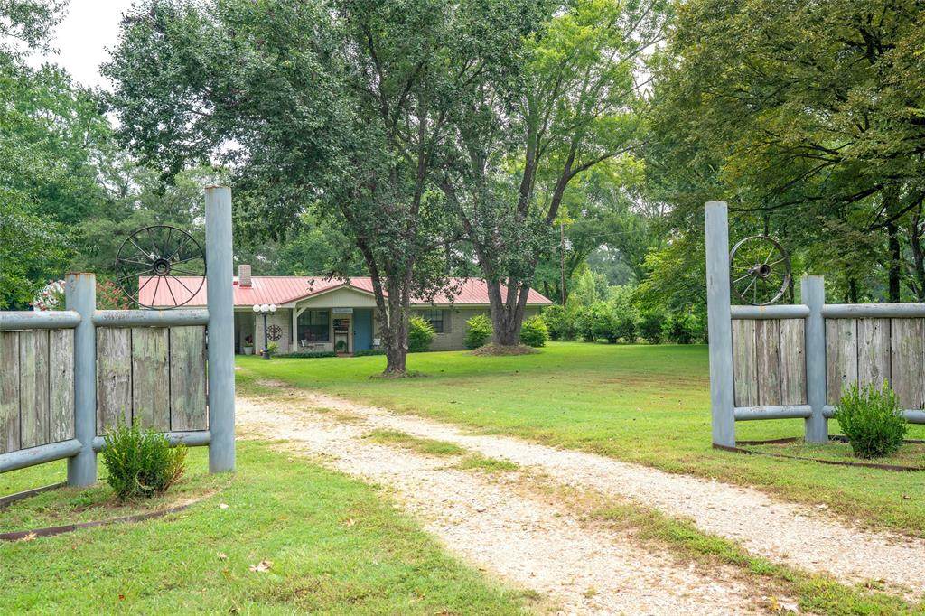 4512 Fm 114 - Photo 1