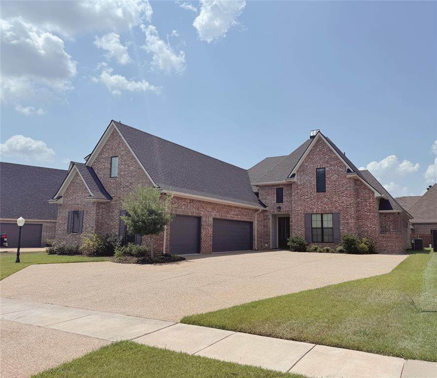 262 Poydras Avenue - Photo 1