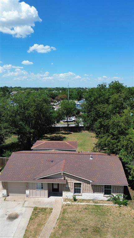 1609 Running River Road - Photo 1