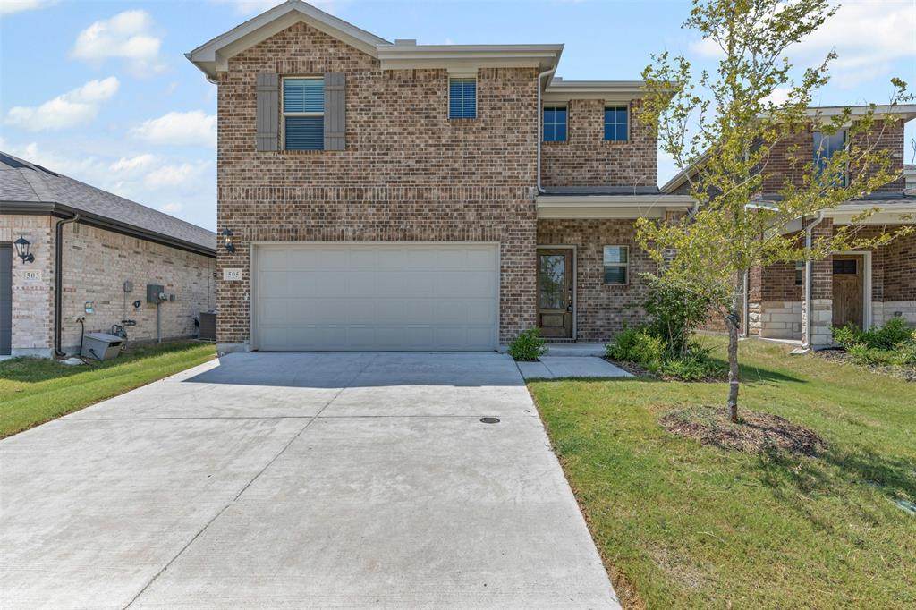 505 Cottagewood Drive - Photo 1