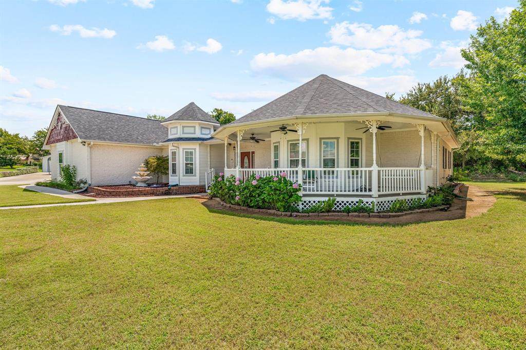 102 Palmer Drive - Photo 1