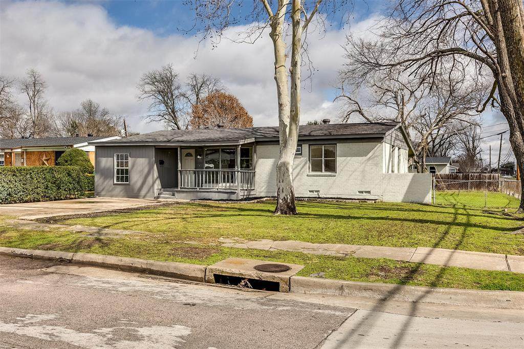 3071 Larry Drive - Photo 1