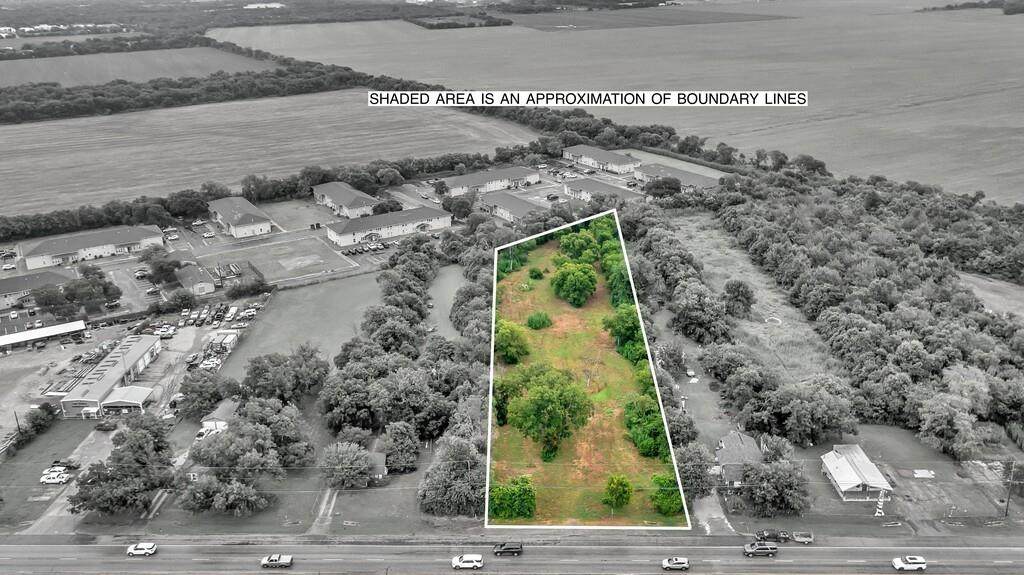 3000-3008 Robinson Drive - Photo 1
