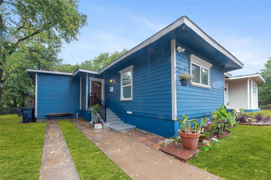 7482 Mohawk Avenue - Photo 1