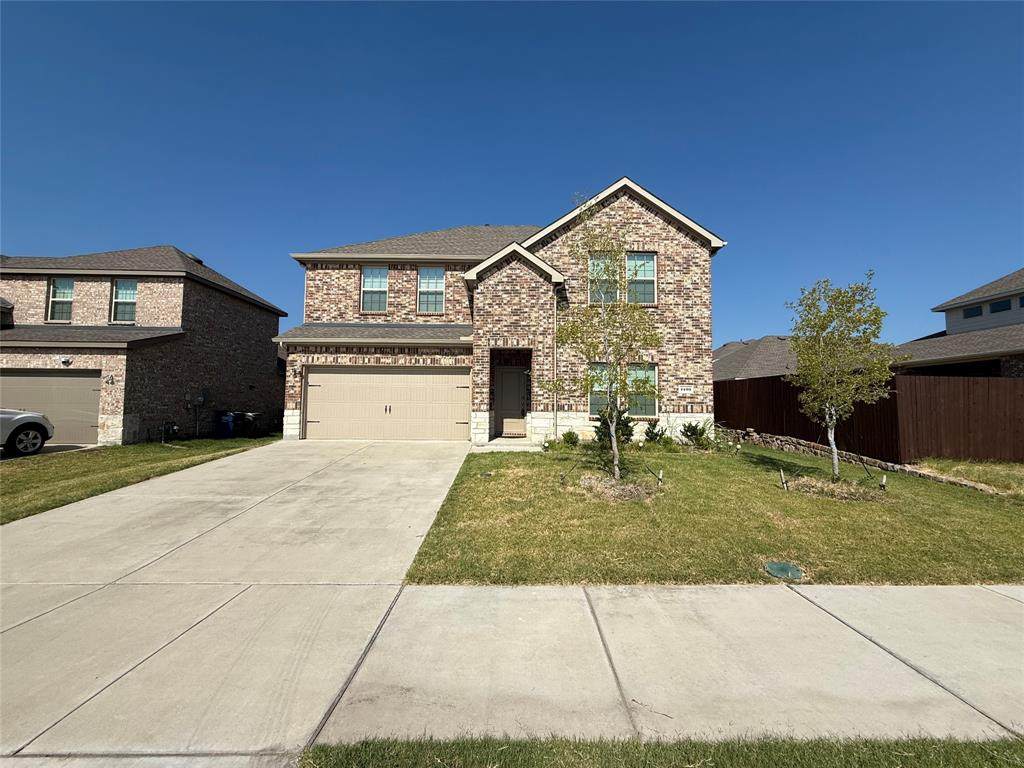 1400 Colonial Bluff Lane - Photo 1