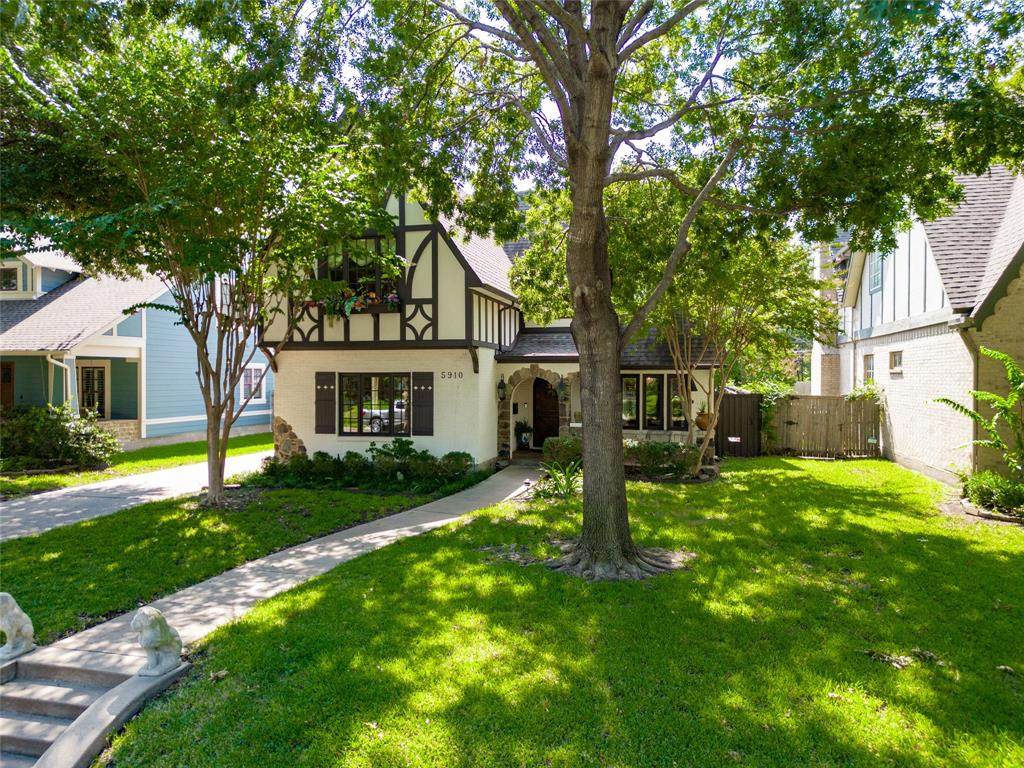 5910 Velasco Avenue - Photo 1