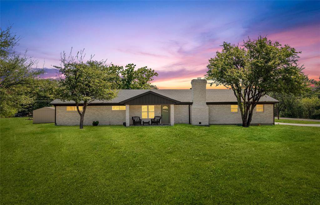 1933 Walter Smith Road - Photo 1