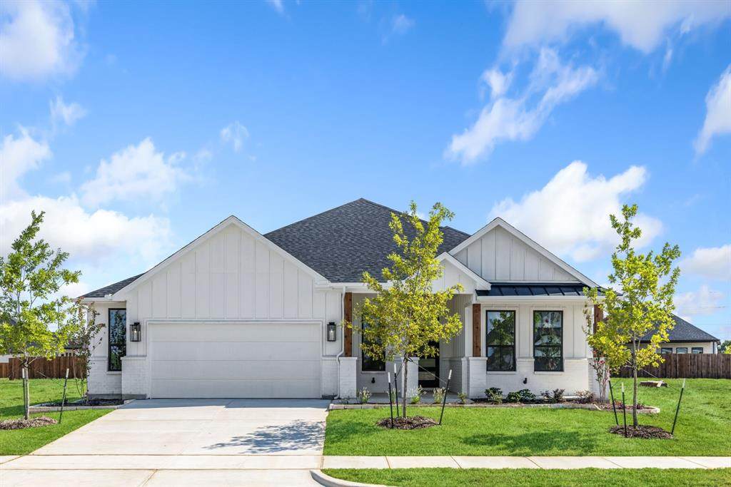 913 Beall Street - Photo 1