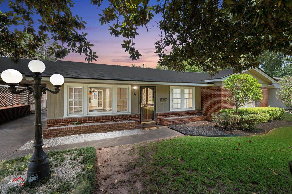 144 Norwood Street - Photo 1