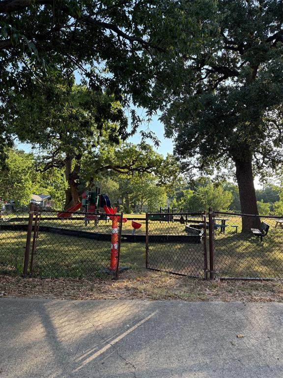 1503 Lee Avenue - Photo 1