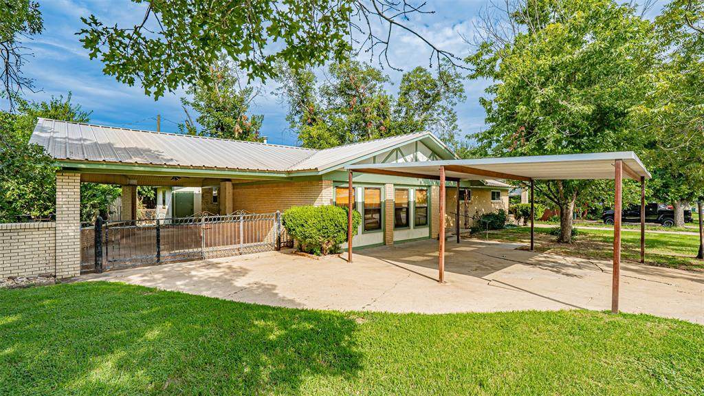 103 Blakeney Street - Photo 1