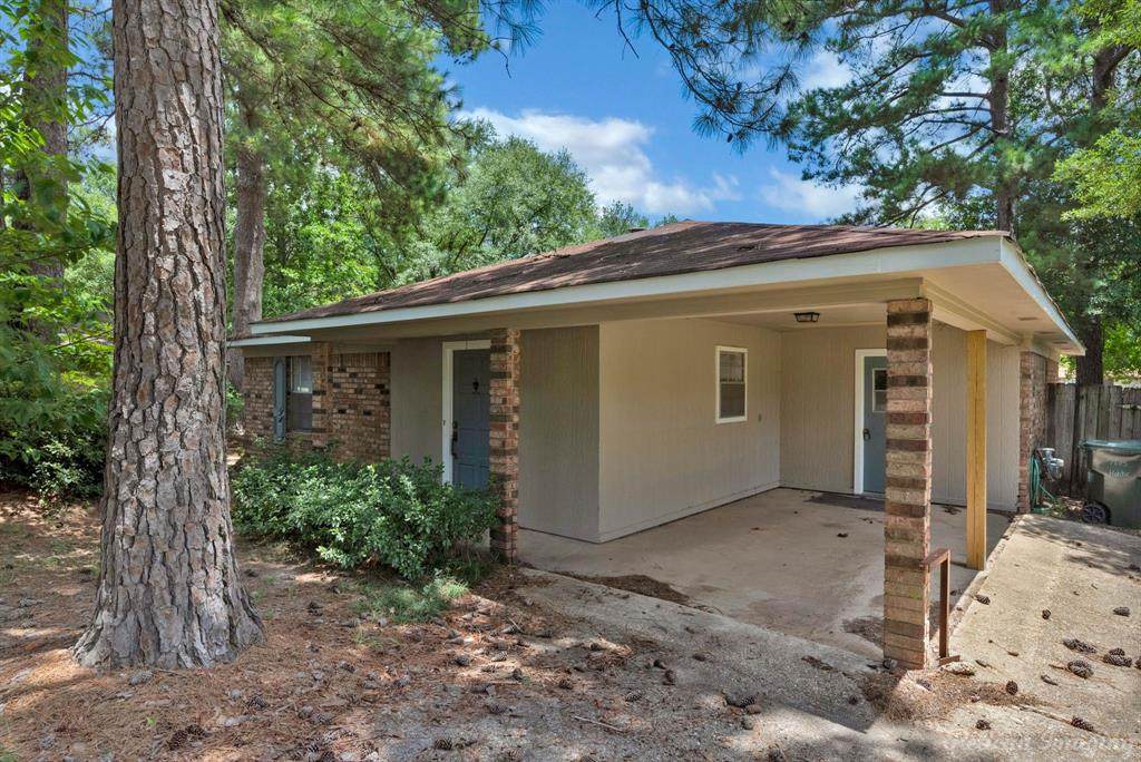 7805 Hobbs Drive - Photo 1