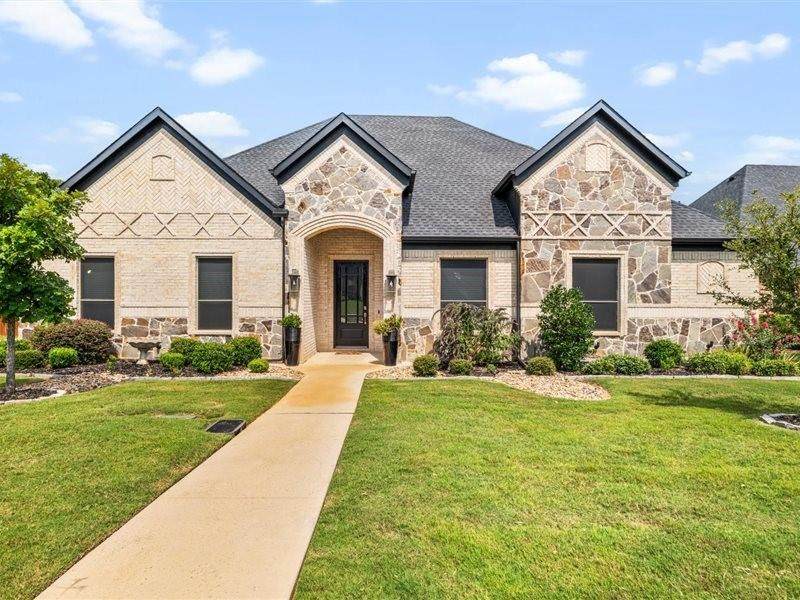 2212 Cold Creek Drive - Photo 1