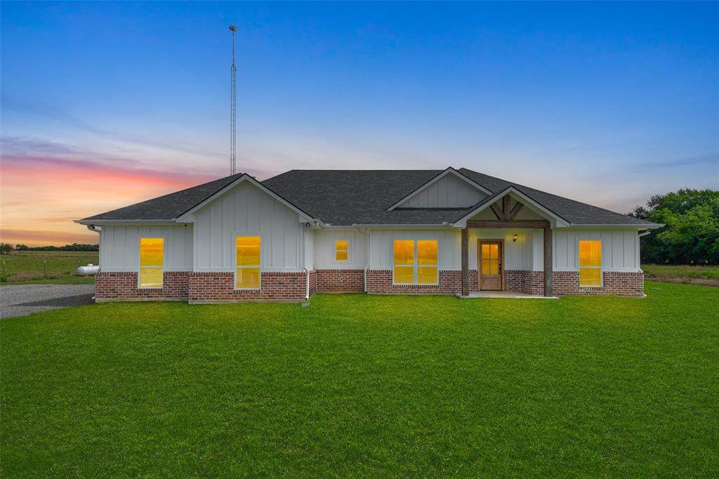 1508 County Road 4719 - Photo 1