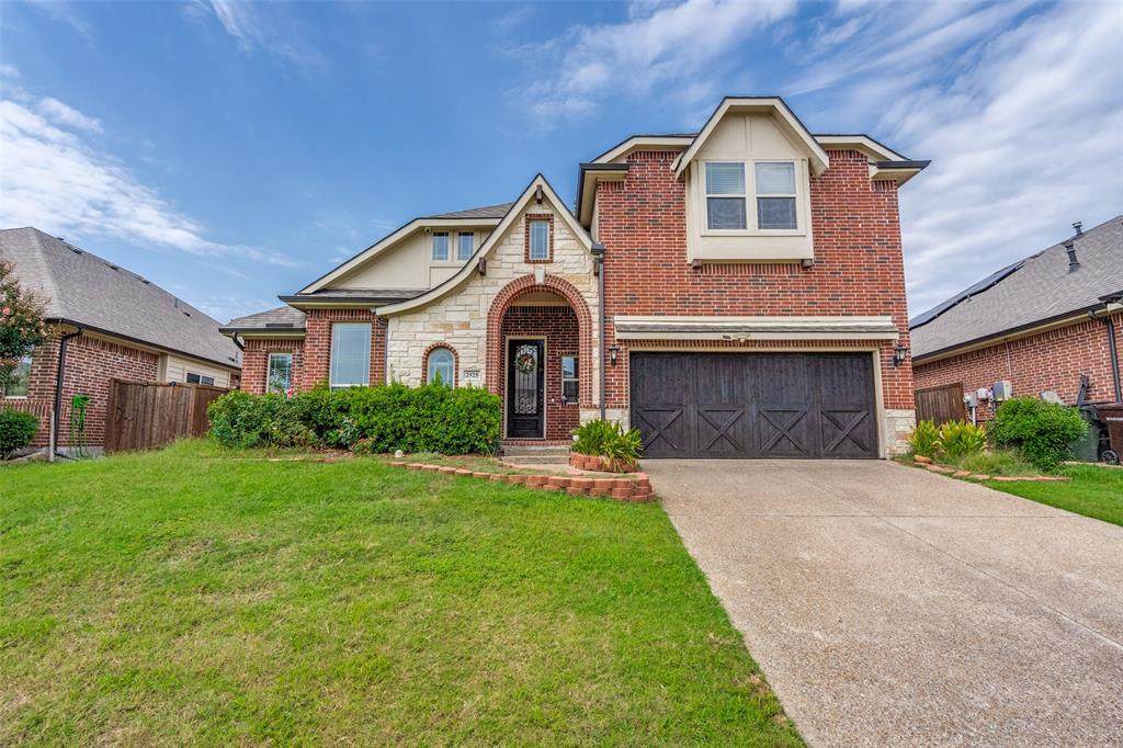 2525 Saddleridge Drive - Photo 1