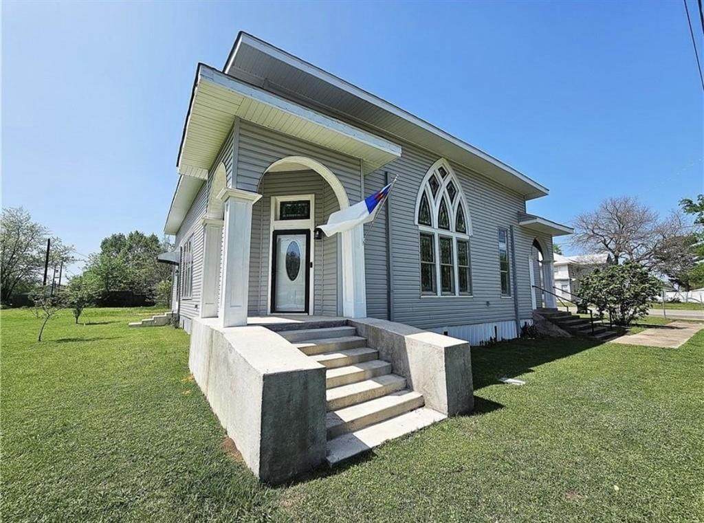 1100 Tyler - Photo 1