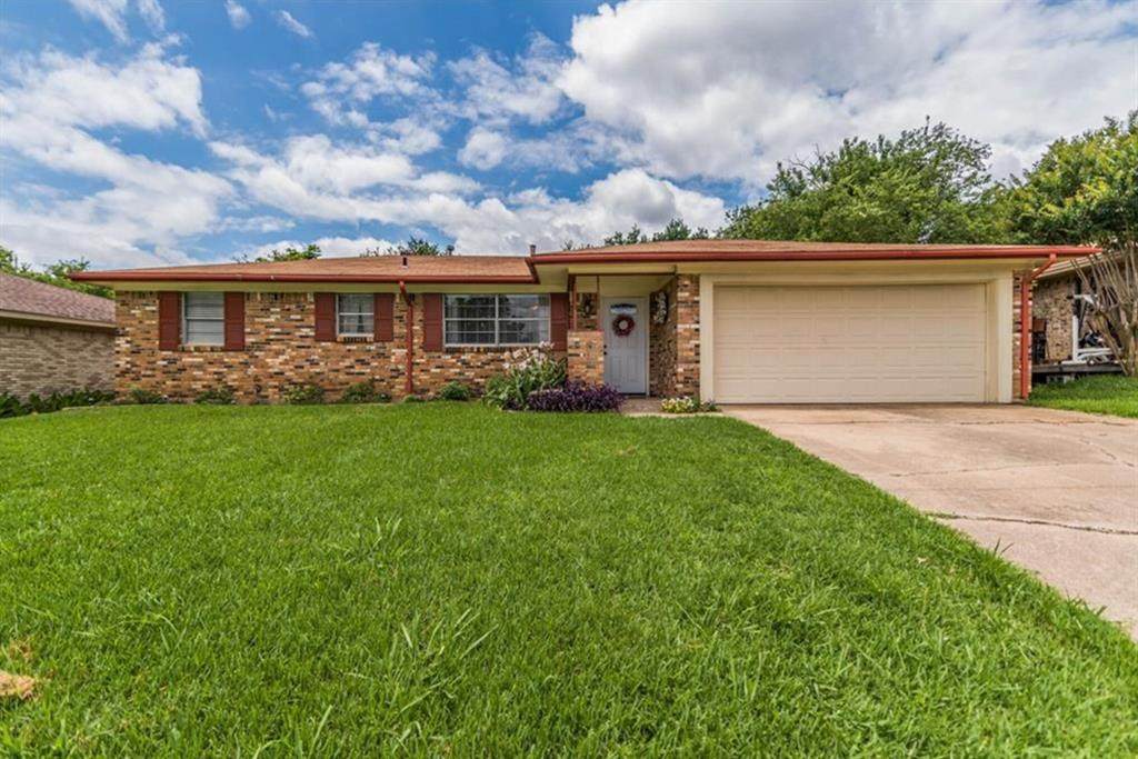 2015 Brenda Avenue - Photo 1